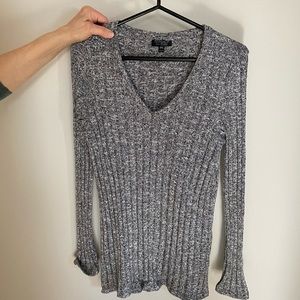 Sweater medium